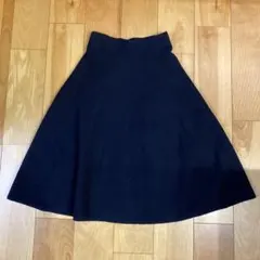 UNIQLO フレアスカート