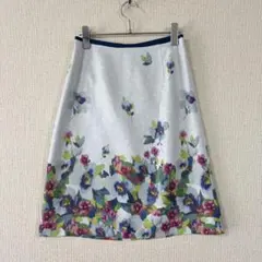 SunaUna ワールド/ひざ丈スカート 花柄 ドット柄 紺色パイピング 36のサムネイル