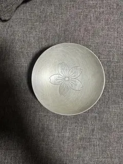 内閣総理大臣贈 銀杯 純銀 142g 直径11.5cm SILVER1000 - メルカリ
