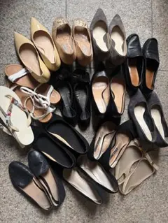 Kate Spade New York ラバーサンダル他中古の靴セットのサムネイル