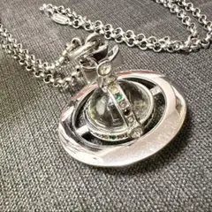 Vivienne Westwood スモールオーブ ネックレスのサムネイル