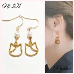 101♡ハンドメイドピアス♡猫