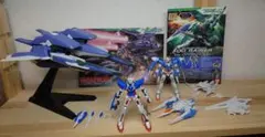 青*牛様 【限界価格】【ジャンク品】HG GNアームズ TYPE-E 00ライザのサムネイル