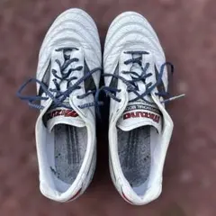 Mizuno Morelia スパイクシューズ ホワイト/ブラック - メルカリ