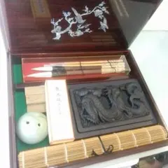 即決価格】☆貴重品物☆螺鈿細工の木製収納箱