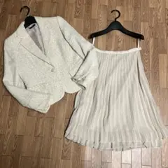 a.v.v ラメツイードテーラードジャケット　プリーツ スカート　セットアップ