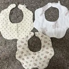 赤ちゃん用スタイ 3枚セット　おしゃれ　よだれかけ　女の子