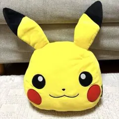 ポケモンセンター ぬいぐるみ もっちりクッション　大きいくったりピカチュウ もっちりクッション 大きいくったりピカチュウ ｜【公式】ポケモン