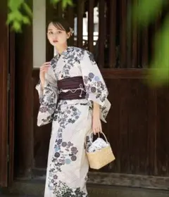 花柄浴衣・帯・下駄の3点セット