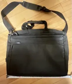 ビジネスバッグ ショルダー ストラップ付き