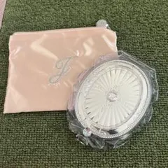 JILLSTUART コンパクトミラー 専用ポーチ付きのサムネイル