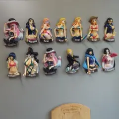 ワンピース フィギュア 13体セットマグネット