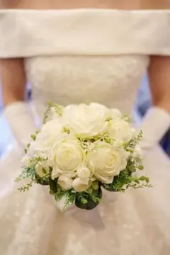 アーティフィシャルフラワー　ラウンドブーケ　ウエディングブーケ　ブートニア