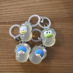 サンリオ　めじるしチャーム　なりきりオイスター