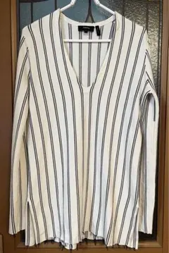 ✨お値下げ✨Theory セオリー　vネックニット