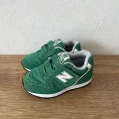 ニューバランス