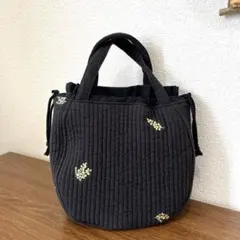 ハンドメイド　ラウンド型巾着ミニトートバッグ　ブラック　ヌビ生地