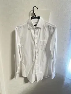 UNIQLO スーパーノンアイロンスリムフィット ホワイト長袖シャツ