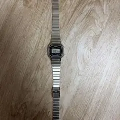 CASIO LA670W デジタル腕時計 本体