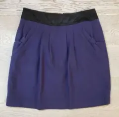 UNTITLED　膝丈スカート