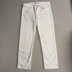 ホワイト デニムパンツ ストレートシルエットのサムネイル
