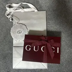 GUCCI シルバーショッピングバッグとギフトカード