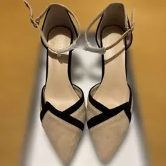 新品未使用ストラップハイヒール