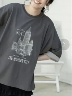 週末価格✨ニコアンド【美品】スーベニアワイドTシャツ