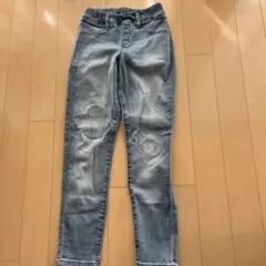 ジーパン　スリムジーンズ　130