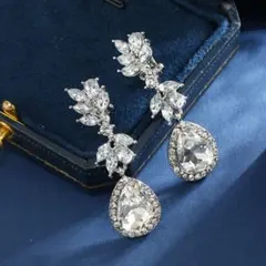 \\本日限り//ダングルイヤリング　ロング　ブライダル　結婚式　花嫁ウェディング