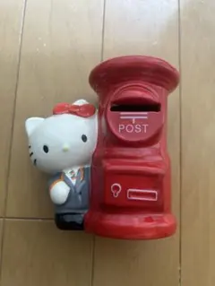 ハローキティ 郵便ポスト 貯金箱 サンリオのサムネイル