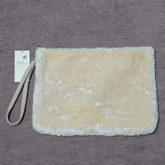 earth music & ecology ファークラッチバッグ 新品未使用