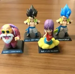ドラゴンボール 一番くじ アーカイブス 4体セットのサムネイル