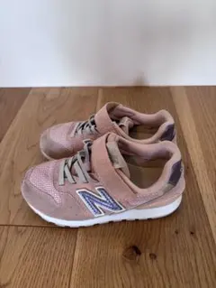 ニューバランス　new balance スニーカー　キッズ　 17