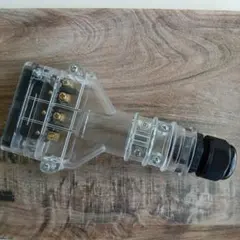 フォークリフト バッテリー 充電プラグのサムネイル