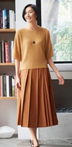 大きいサイズ　自由区【亜希さん着用】プリーツロングスカート　48　美品