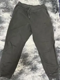 ユニクロ　スウェットパンツ　ブラック　M
