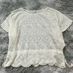 美品✨【KUMIKYOKU】 アイボリー 総レース 半袖ブラウス (M相当)