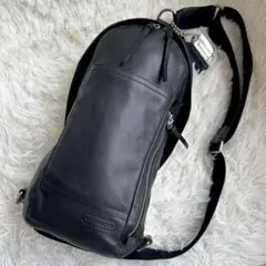 美品✨コーチ ボディバッグ トンプソン 本革 斜め掛け ロゴ型押し ブラック
