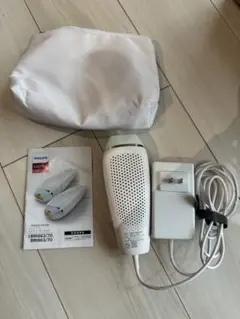 ジャンク品　PHILIPS Lumea Essential 脱毛器 BRI862のサムネイル