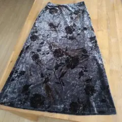 グレー 花柄 ベルベット フレアスカート