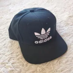 adidas キャップ ブラック トレフォイル ロゴ スナップバック