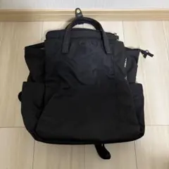 【フェリシモ】L’AMI+[ラミプリュス] 5層レイヤードリュック　ブラック