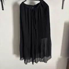 BUONA GIORNATA プリーツロングスカート ブラックのサムネイル