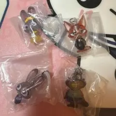 ズートピア2 めじるしアクセサリー　ニック　ジュディ　二ブルズ　セミコンプセット