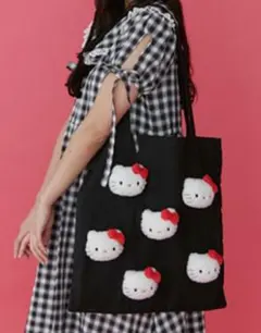 merry jenny　ハローキティ　コラボ　もこもこトートバッグ　ブラックのサムネイル
