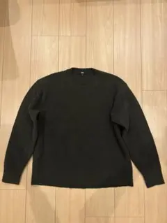 ユニクロ　グリーン　ニット