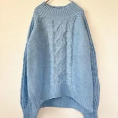 ざっくり ケーブル編み ボリュームニット ライトブルー 古着 無地