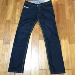 メンズ【美品 DIESEL ディーゼル】イタリア製 30 32 紺 デニムパンツ