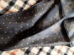 シルク　トライアングルスカーフ